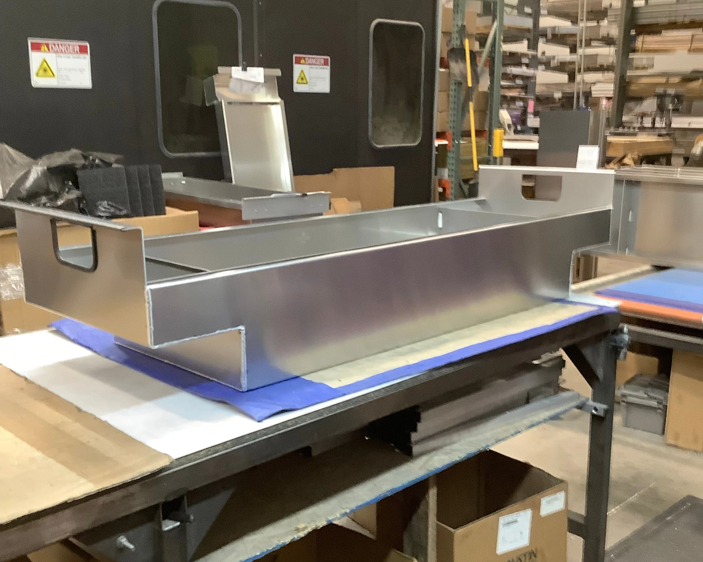 DiamondBack Outlet Accessories Table